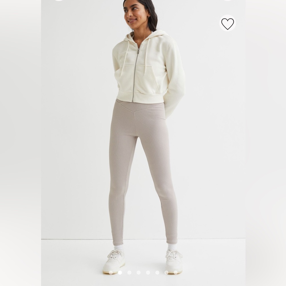 H&M stone light beige ribbed V waist leggings